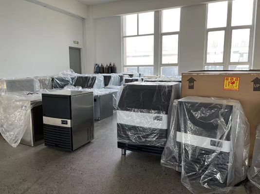 1236*600*670mm Macchina per la produzione di ghiaccio commerciale di grande capacità