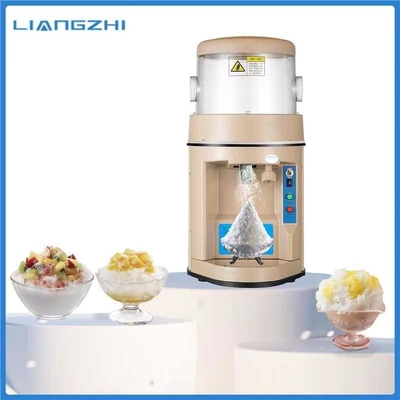 La frantumazione del ghiaccio con la macchina per il ghiaccio rasato hawaiana commerciale LZ-168 a 8 kg/min