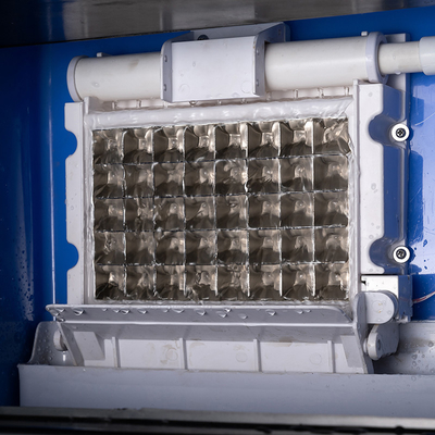 Macchina per la fabbricazione di cubetti di ghiaccio da 93 kg per negozi di alimenti e bevande
